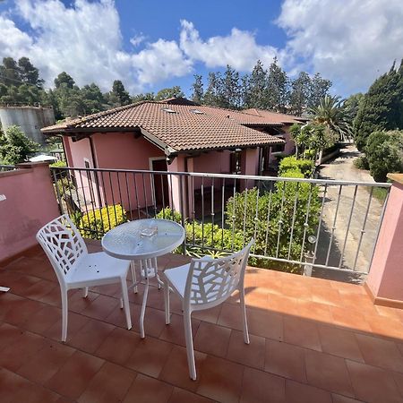 Hotel Villa Rosa Porto Azzurro Bagian luar foto