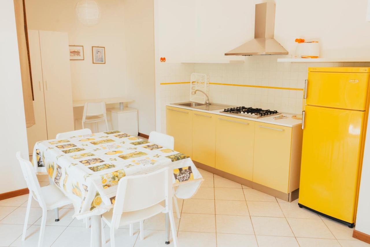 Hotel Villa Rosa Porto Azzurro Bagian luar foto