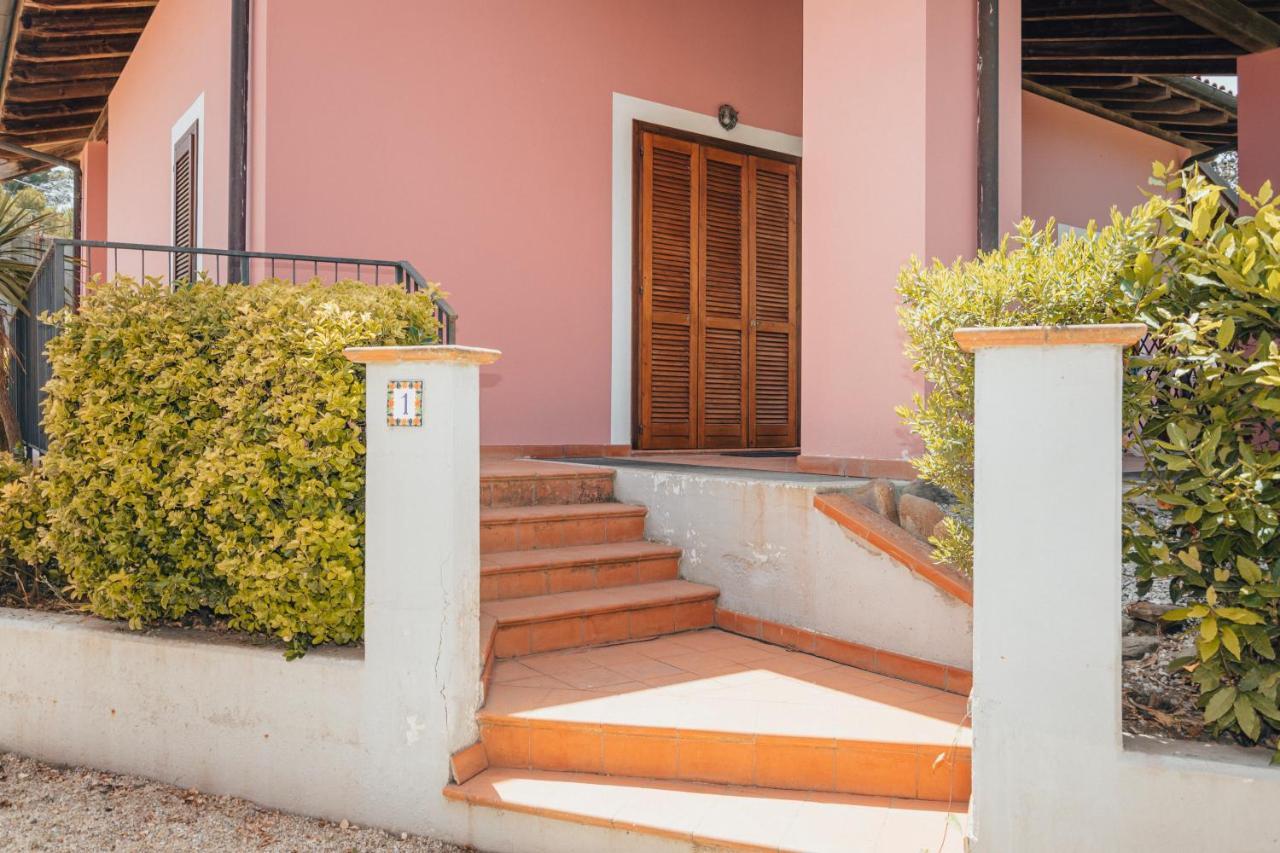 Hotel Villa Rosa Porto Azzurro Bagian luar foto