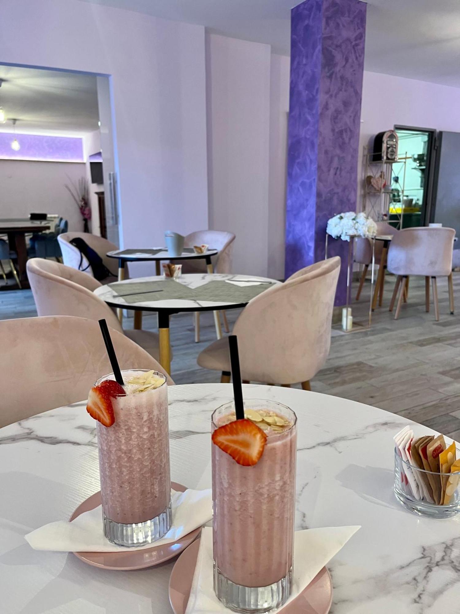 Hotel Villa Rosa Porto Azzurro Bagian luar foto